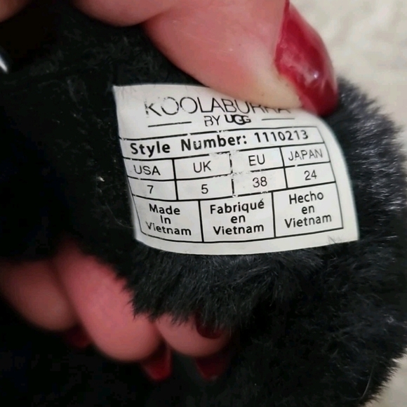 Koolaburra by Ugg Womens Black Fuzz Yeah Slippers 7 - Picture 9 of 10